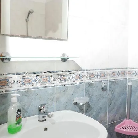 Lungomare Apartment *